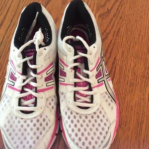 ASICS gel blur 33 size 8